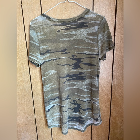 Army color tee - Picture 3 of 3